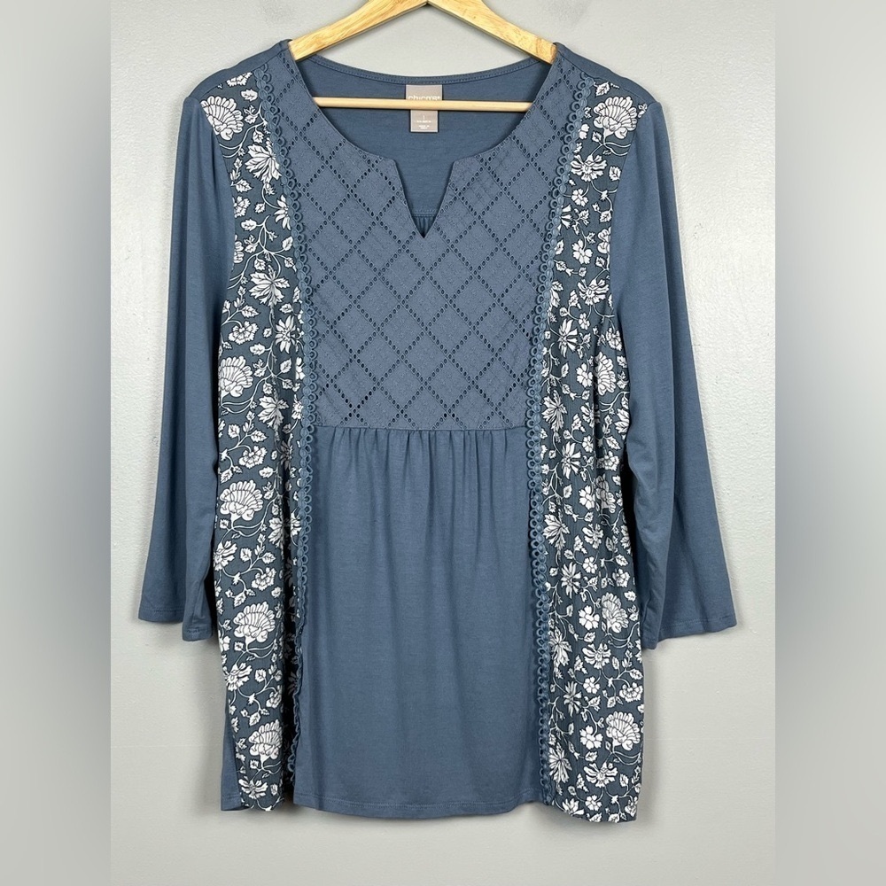 Chico’s blue floral & eyelet detail 3/4 sleeves notch neck blouse, medium.